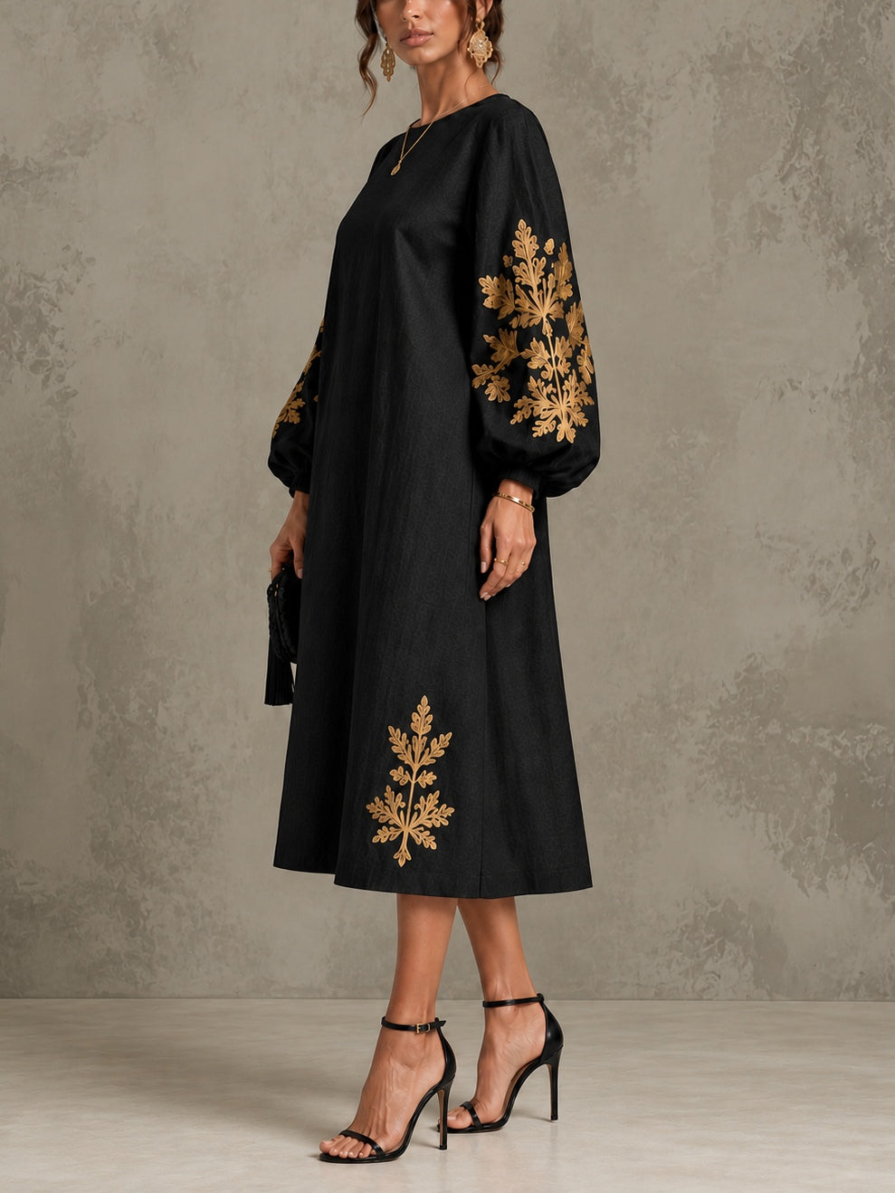 Black Gold Printed Round Neck Lantern Sleeve Loose Midi Dress