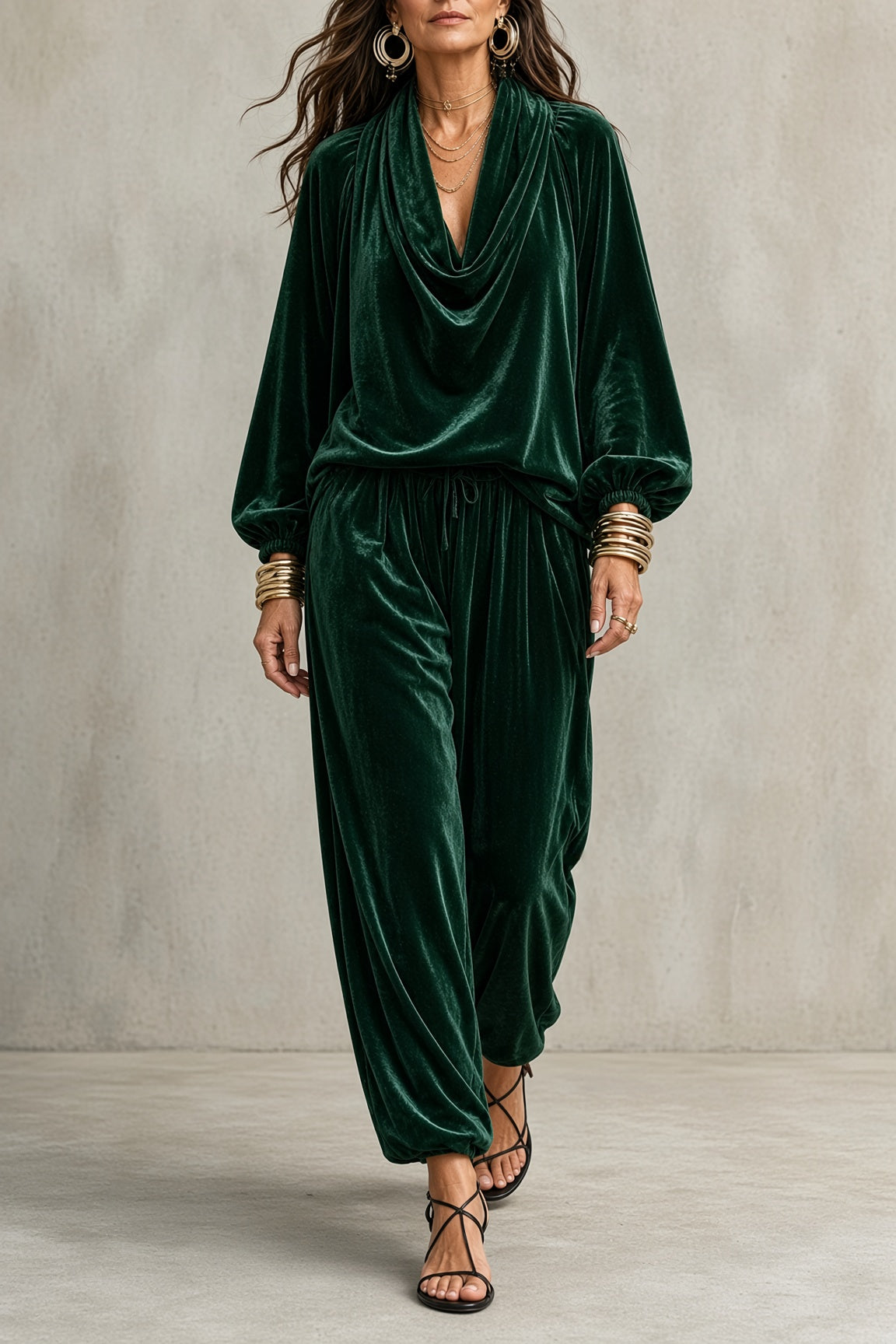 Avery Velvet Set™